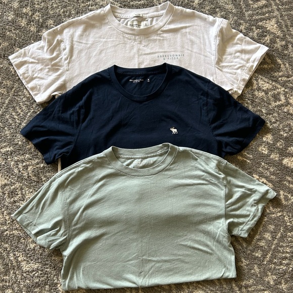 Mens Abercrombie And Fitch relaxed T-shirts |size medium | Price is for all 3 - Picture 1 of 8